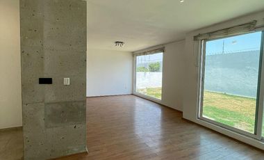 Casa en venta en Cacalomacan, Fraccionamiento EL PEDREGAL
