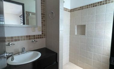 Casa en venta en Cacalomacan, Fraccionamiento EL PEDREGAL
