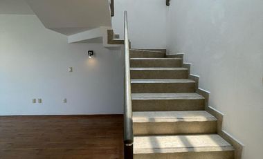 Casa en venta en Cacalomacan, Fraccionamiento EL PEDREGAL