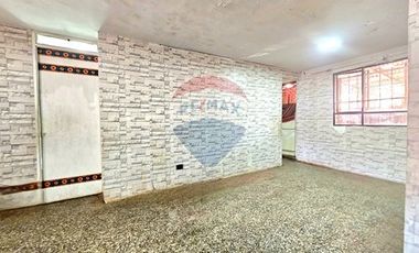 DEPARTAMENTO IDEAL PARA REMODELAR CON PATIO