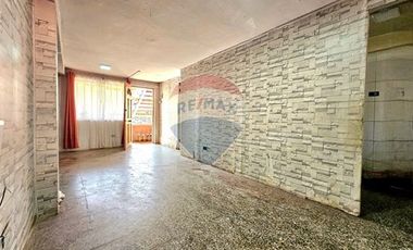 DEPARTAMENTO IDEAL PARA REMODELAR CON PATIO