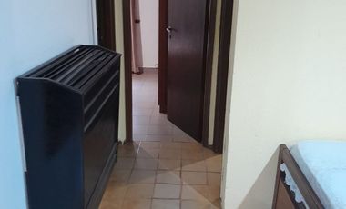 Casa tres ambientes. Apto Credito. Permuta.