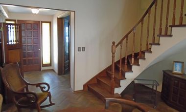 VENTA CASA 6 AMBIENTES EN FLORIDA MITRE