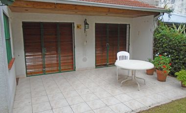 VENTA CASA 6 AMBIENTES EN FLORIDA MITRE