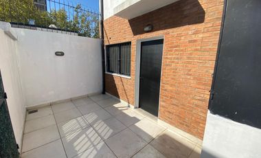 Departamento tipo duplex en alquiler 3 ambientes - Quilmes