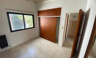 Departamento tipo duplex en alquiler 3 ambientes - Quilmes