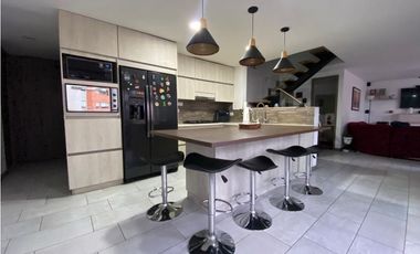 Apartamento en Venta  envigado el esmeraldal la abadia