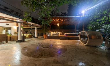 Casa en Venta en El Poblado sector Campestre