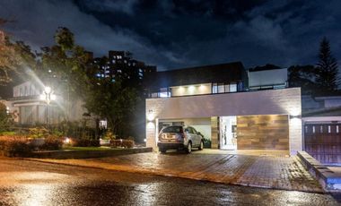 Casa en Venta en El Poblado sector Campestre