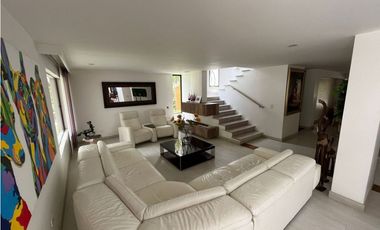 Casa en Venta en El Poblado sector Campestre