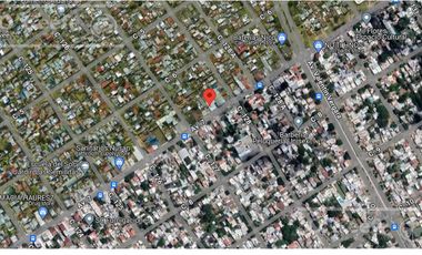 GALPON EN ALQUILER 1300 M2 CON OFICINAS Y VESTUARIOS