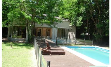 Casa en venta en Las Acacias, Hudson. Escriturable. Apto crédito.
