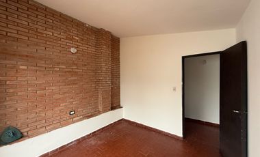 PROPIEDAD EN ALQUILER  / ARGUELLO.