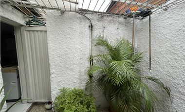 CASA EN VENTA, MEDELLN SECTOR CASTILLA