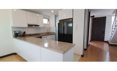 APARTA CASA EN VENTA EN COTA–CONJUNTO RESIDENCIAL CON GIMNASIO Y SAUNA