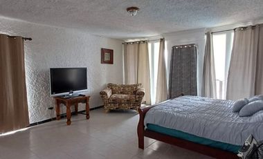 CASA AMUEBLADA EN RENTA