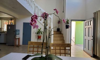 EN RENTA DEPARTAMENTO  AMUEBLADO