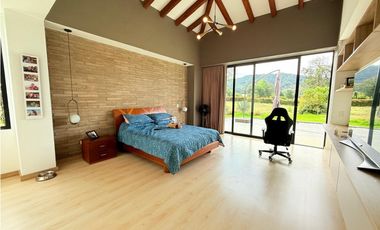 vendo casa finca campestre la Ceja, sector el tambo 1.796 m2