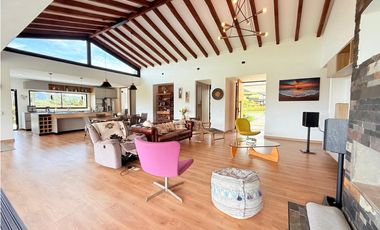 vendo casa finca campestre la Ceja, sector el tambo 1.796 m2