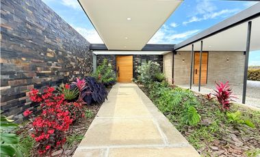 vendo casa finca campestre la Ceja, sector el tambo 1.796 m2