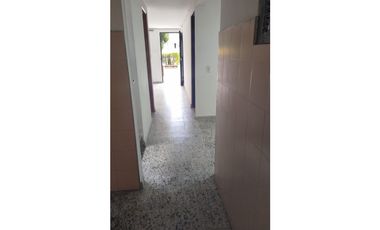 SE ARRIENDA CASA EN ITAQUI