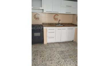 SE ARRIENDA CASA EN ITAQUI