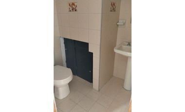 SE ARRIENDA CASA EN ITAQUI
