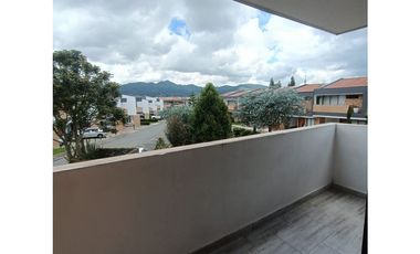 HERMOSA CASA ESQUINERA EN ARRIENDO
