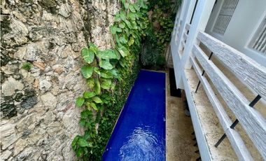 SE VENDE CASA EN EL  CENTRO HISTORICO