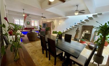 SE VENDE CASA EN EL  CENTRO HISTORICO