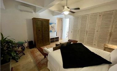 SE VENDE CASA EN EL  CENTRO HISTORICO