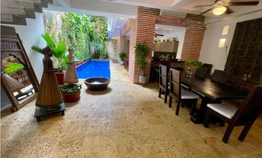 SE VENDE CASA EN EL  CENTRO HISTORICO