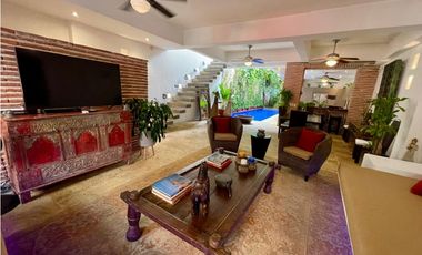 SE VENDE CASA EN EL  CENTRO HISTORICO