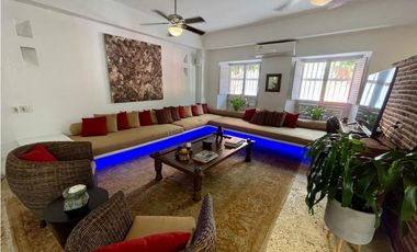 SE VENDE CASA EN EL  CENTRO HISTORICO