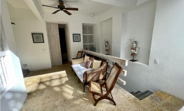 SE VENDE CASA EN EL  CENTRO HISTORICO