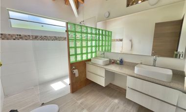 casa finca campestre para venta la Ceja Antioquia 2.620 m2 JLRB