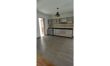 CASA PRIMER PISO EN ARRIENDO LA CEJA