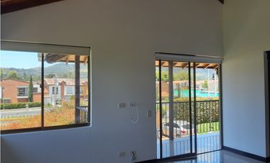 Casa para Arriendo en La Ceja Exclusiva unidad Manzanares