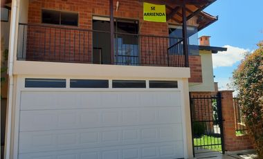 Casa para Arriendo en La Ceja Exclusiva unidad Manzanares