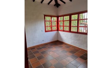 CASA FINCA EN ARRIENDO