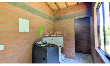 Casa Campestre A solo 250 mts de la autopista Med Bogota Guarne