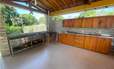 Venta De Finca De Recreo En San Jeronimo