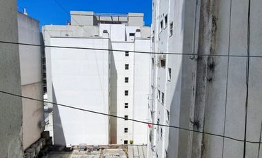 Alq.12 m - 1 amb cfte - centro Mar del Plata