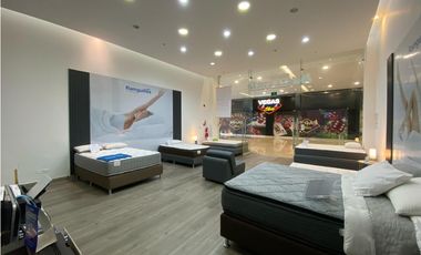 REMATE LOCAL COMERCIAL / WESTLAND MALL / DOS DIVISIONES / PLANTA BAJA