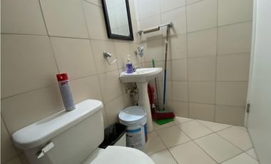 REMATE LOCAL COMERCIAL / WESTLAND MALL / DOS DIVISIONES / PLANTA BAJA