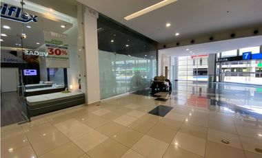 REMATE LOCAL COMERCIAL / WESTLAND MALL / DOS DIVISIONES / PLANTA BAJA
