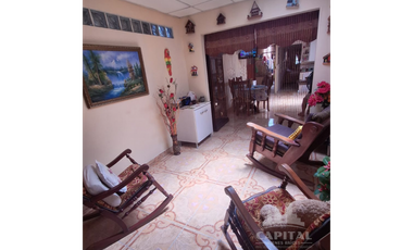 CASA EN VENTA - LAS CUMBRES NORTE