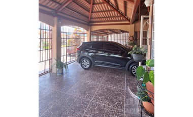 CASA EN VENTA - LAS CUMBRES NORTE
