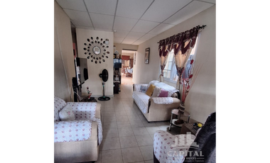 CASA EN VENTA - LAS CUMBRES NORTE