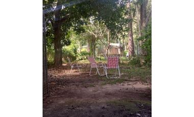 El Ranchito de Empedrado, casa de 2 dormitorios y parquecito